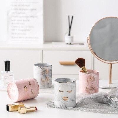 Organisateur pour Pinceaux de Maquillage en Marbre - Range Maquillage