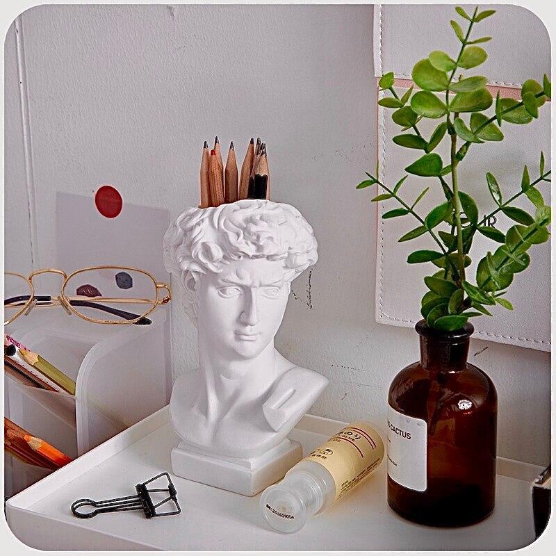 Sculpture de Range Maquillage - Range Maquillage