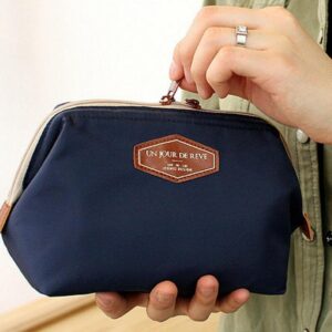 Jolie Trousse de Toilette Un Jour de Rêve fermeture
