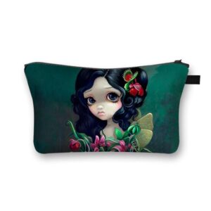 La trousse de maquillage Gothica est l'accessoire indispensable pour vos voyages. Elle est légère, ce qui la rend facile à transporter. 