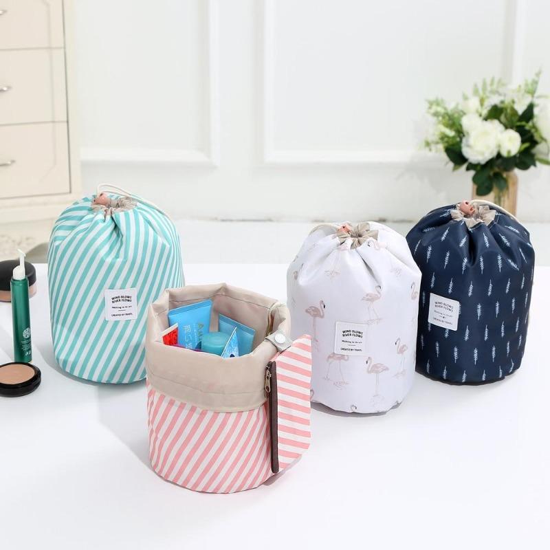 Trousse de Toilette Ronde Travel™ - Range Maquillage