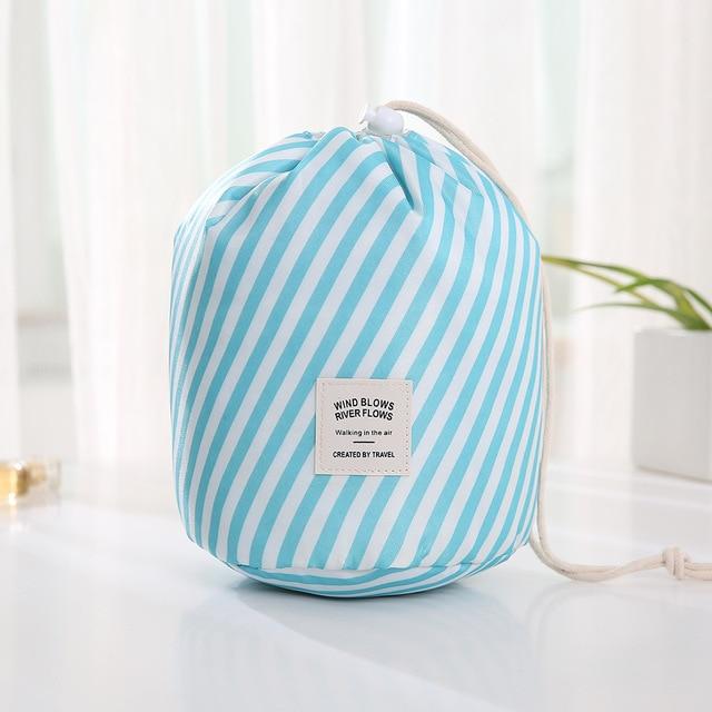 Trousse de Toilette Ronde Travel™ - Range Maquillage